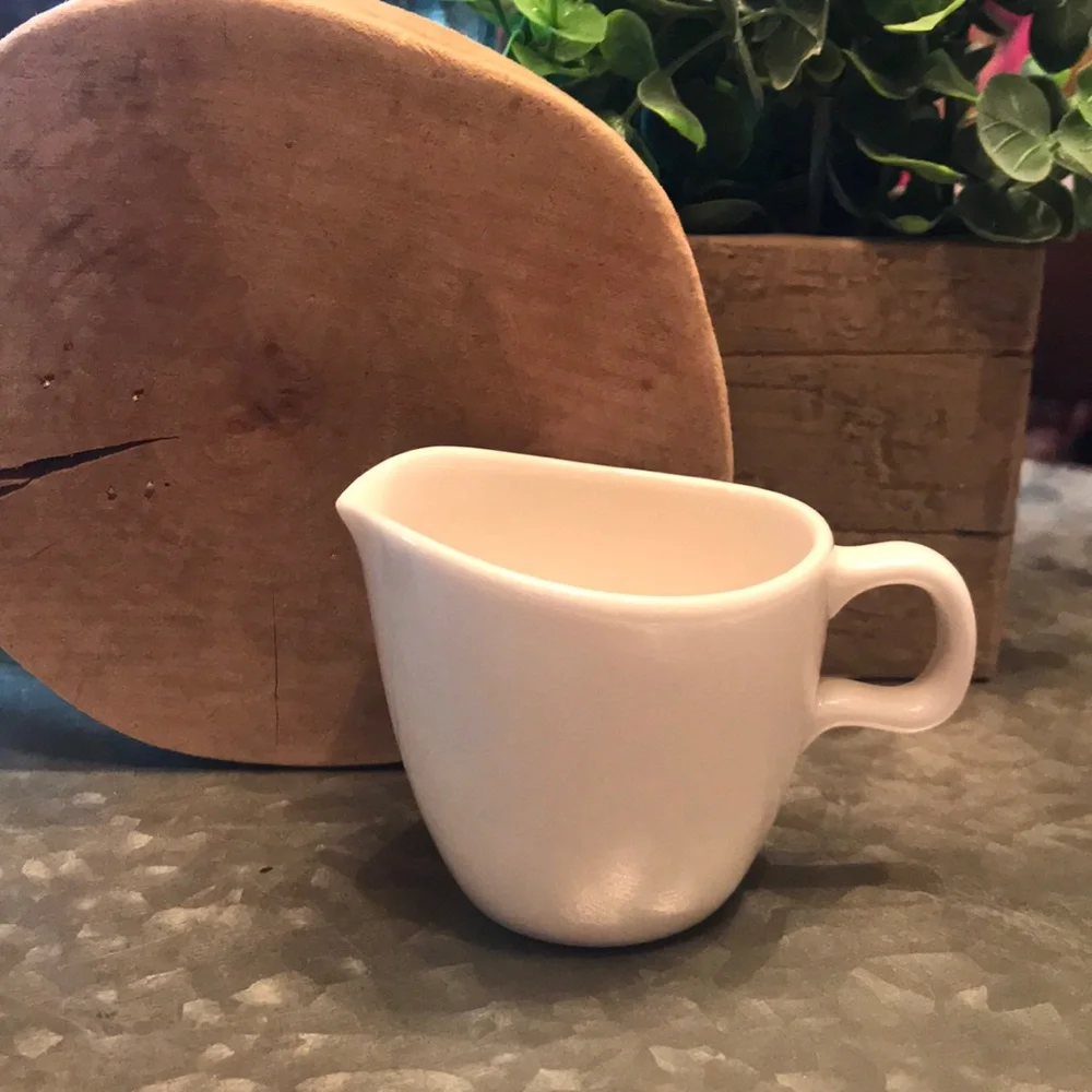 Starbucks 2004 Mini Creamer